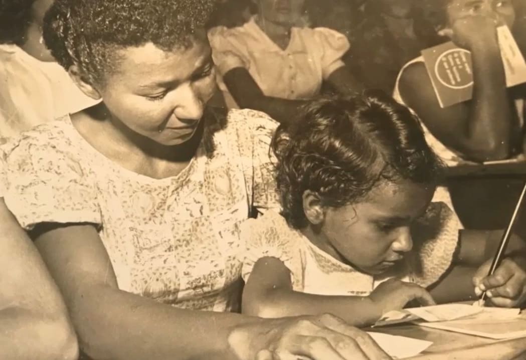 Photo 2 Reading the World